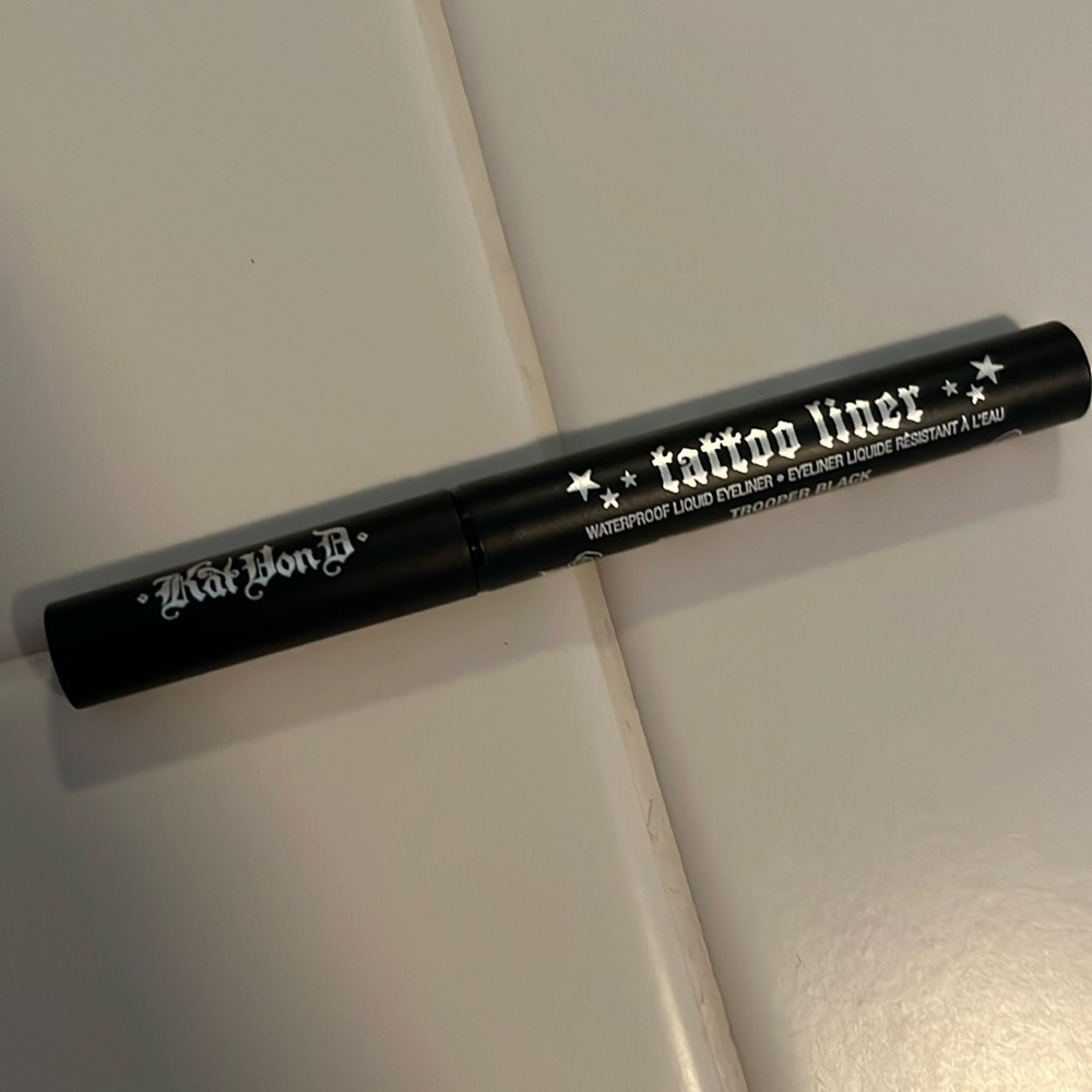 KVD tattoo liner mini